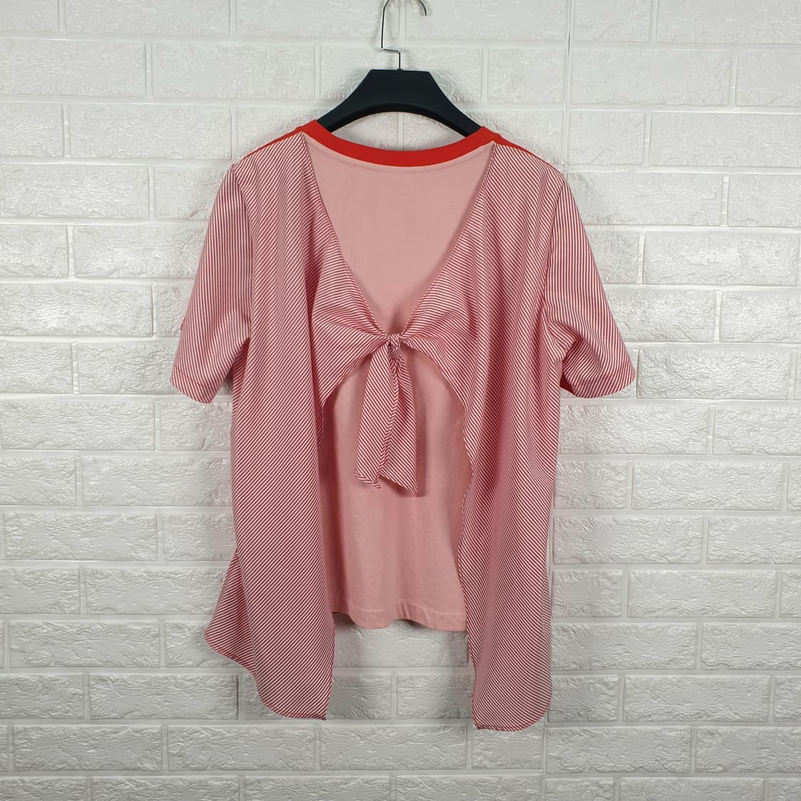 [55]럭키슈에뜨 스트라이프 배색 백타이 티셔츠 상품이미지3