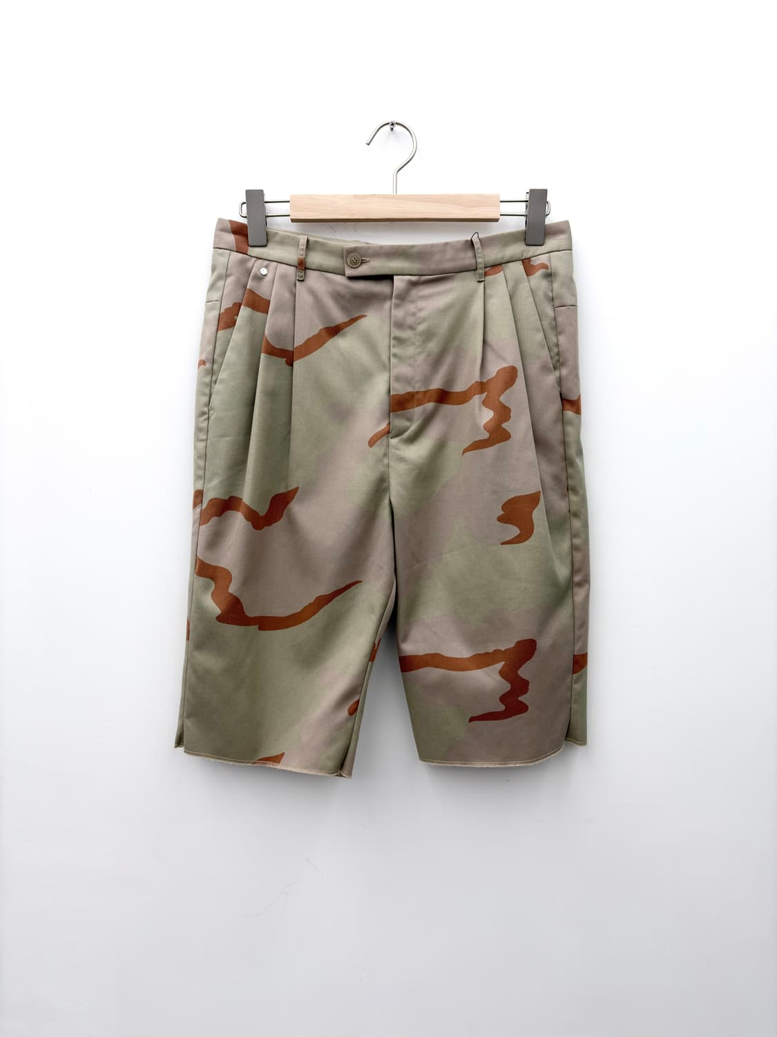 N°74 LONGPLEAT SHORT CAMOUFLAGE 상품이미지1