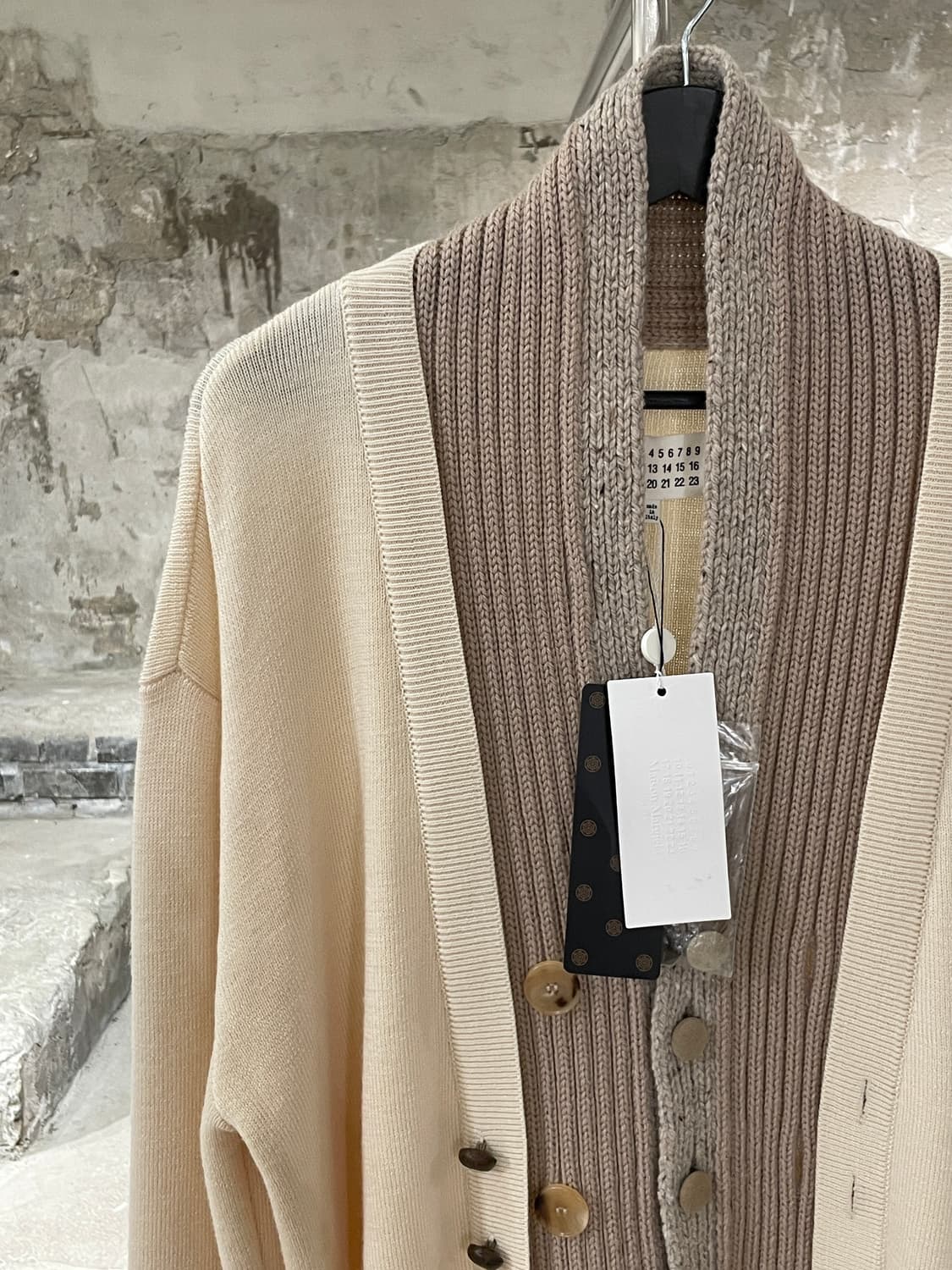 메종 마르지엘라 10 17F/W 아이보리 레이어 백스티치 울 롱 가디건 상품이미지2