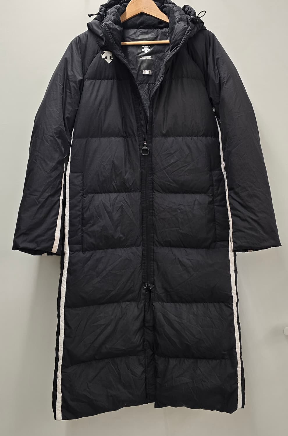 데상트 남자 덕다운 롱패딩.  싸이즈 95 상품이미지1