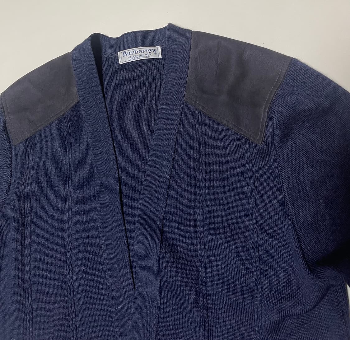 버버리 90‘s 코만도 울 가디건 상품이미지3