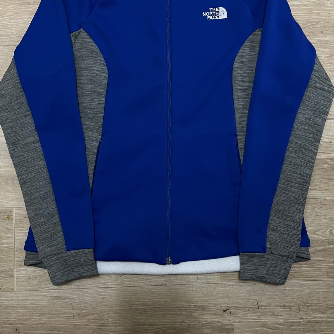 노스페이스 화이트라벨 여성 기능성 기모 배색 후드집업 [블루] L/95 상품이미지3