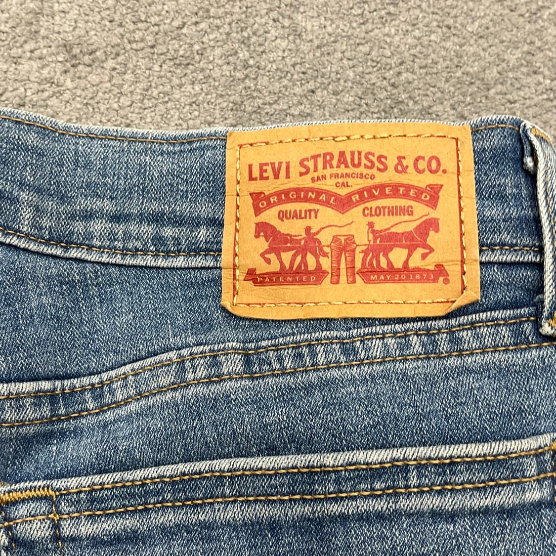 25 리바이스 boyfriend 디스 워싱 데님팬츠 상품이미지8