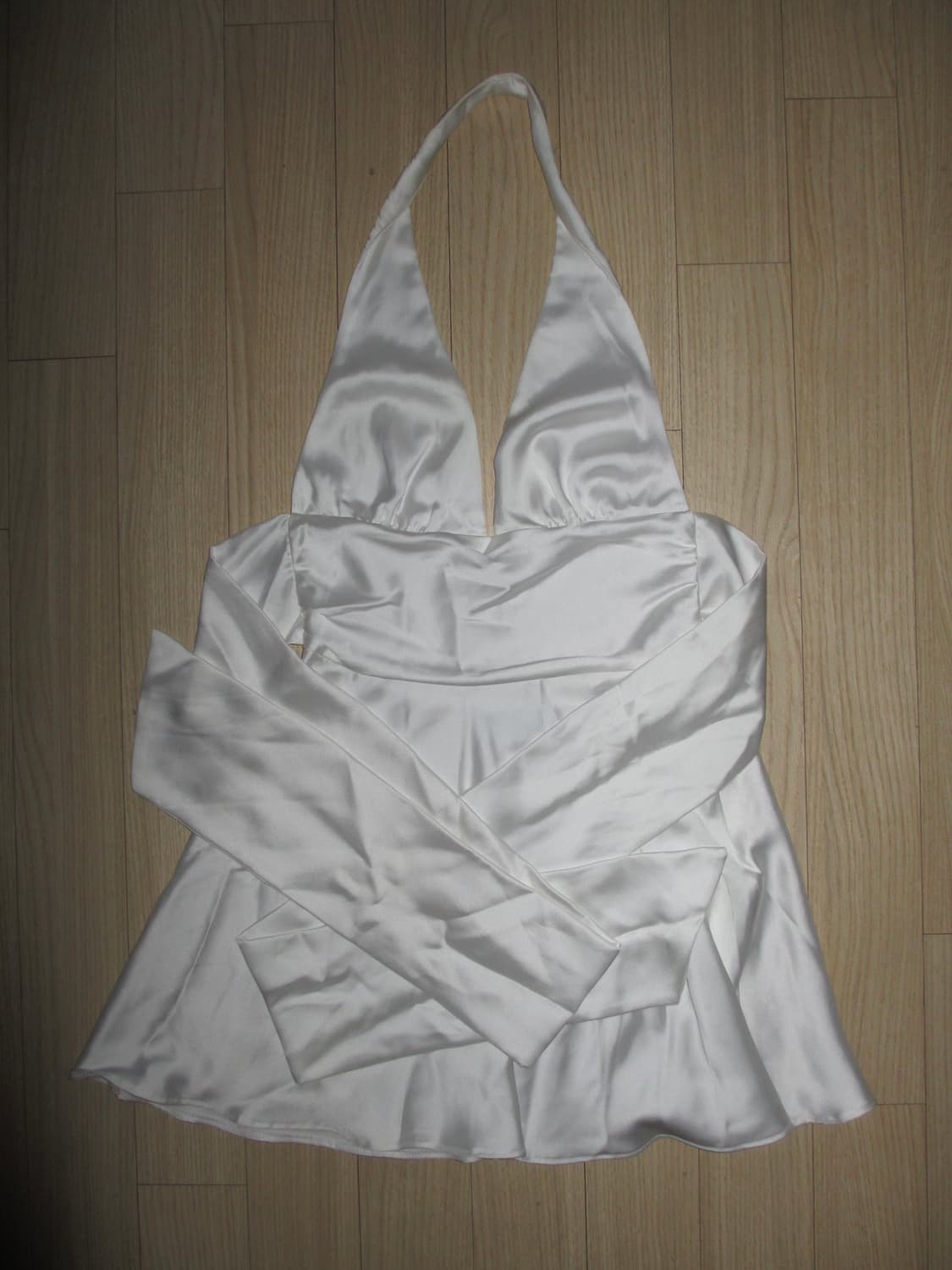 Zara 화이트 홀터넥 새틴 원피스 상품이미지1