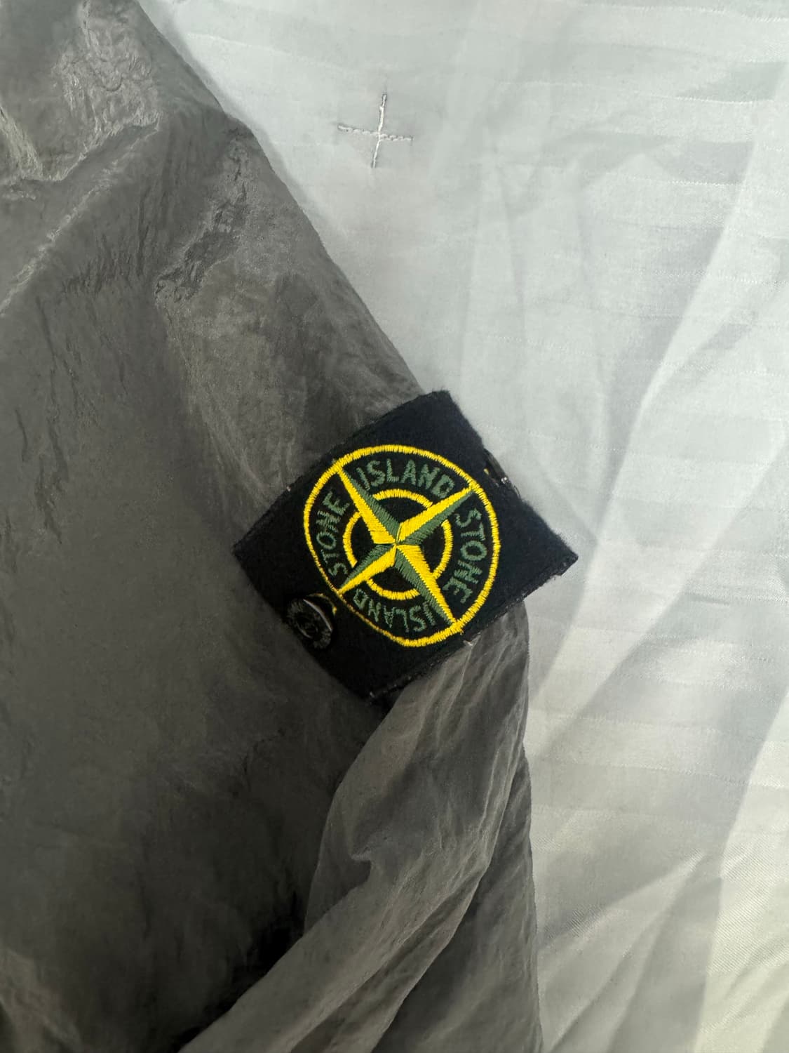 [XL] 17fw 스톤아일랜드 나일론메탈셔츠 그레이 상품이미지4