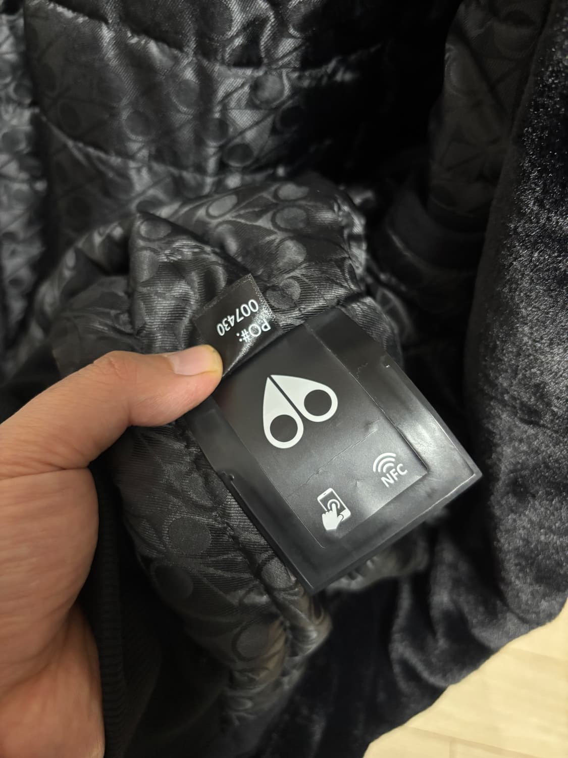 무스너클 버니스웨터 M(103~105) 블랙퍼 금장 상품이미지5