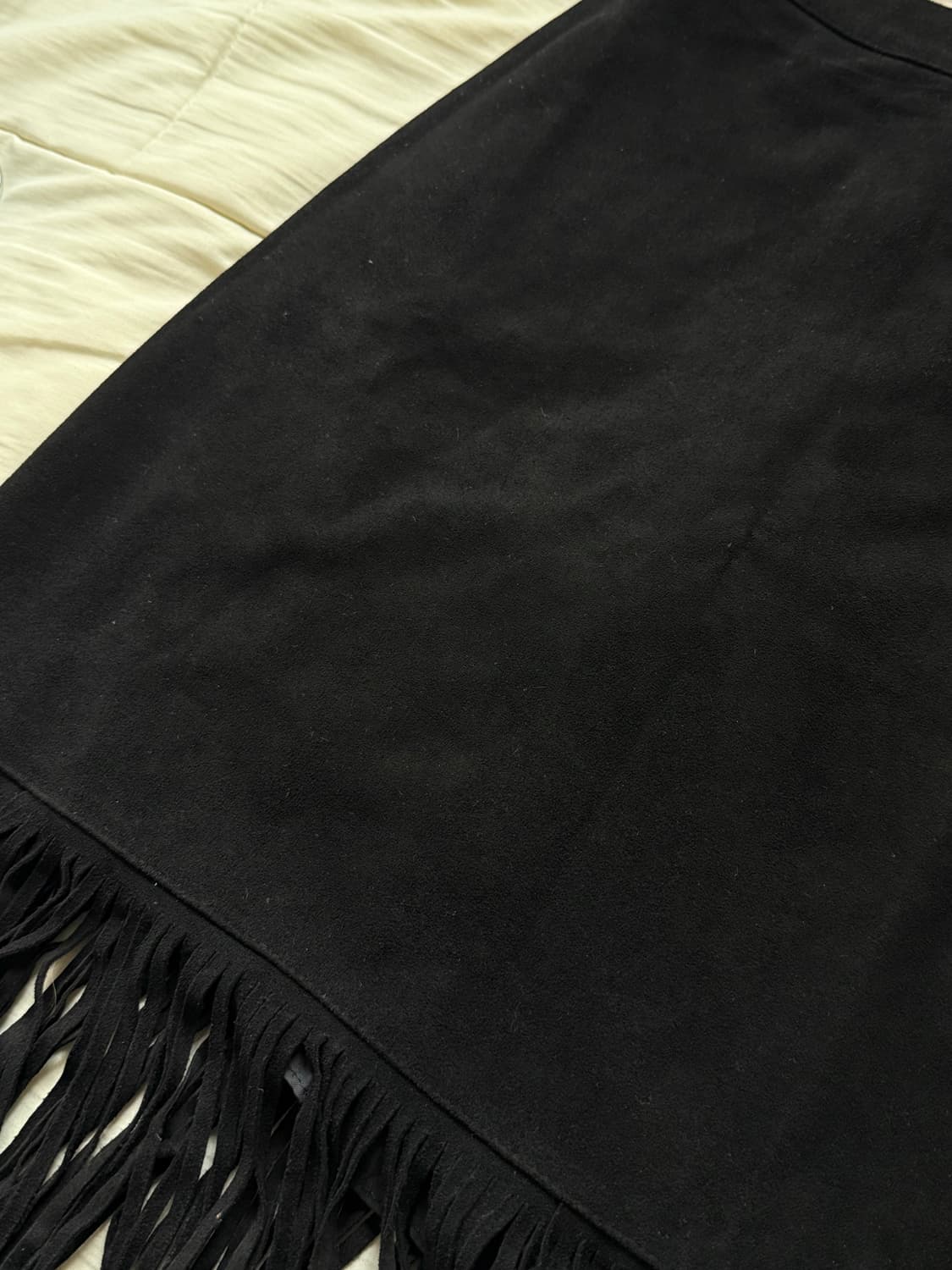 벨벳 미디 프린지 스커트 상품이미지3