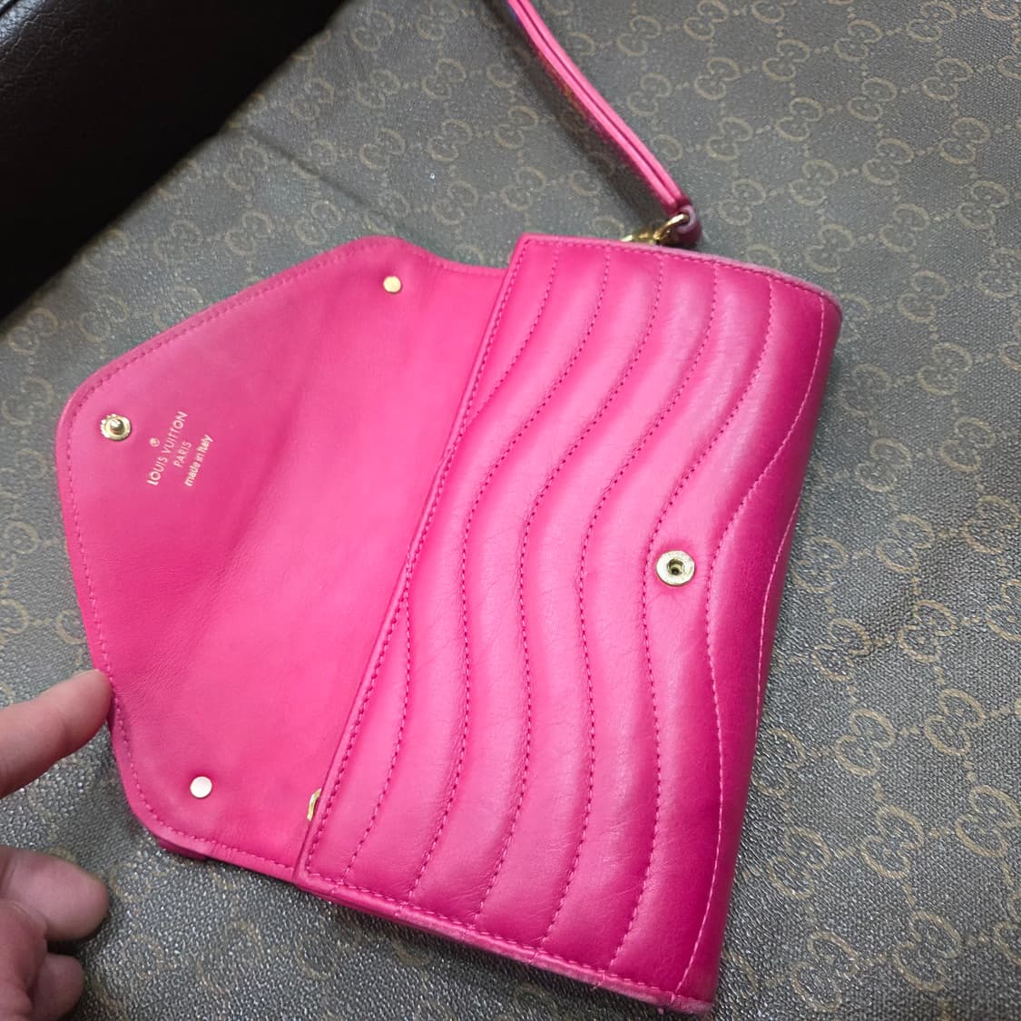 루이비통 뉴 웨이브 월릿 상품이미지3