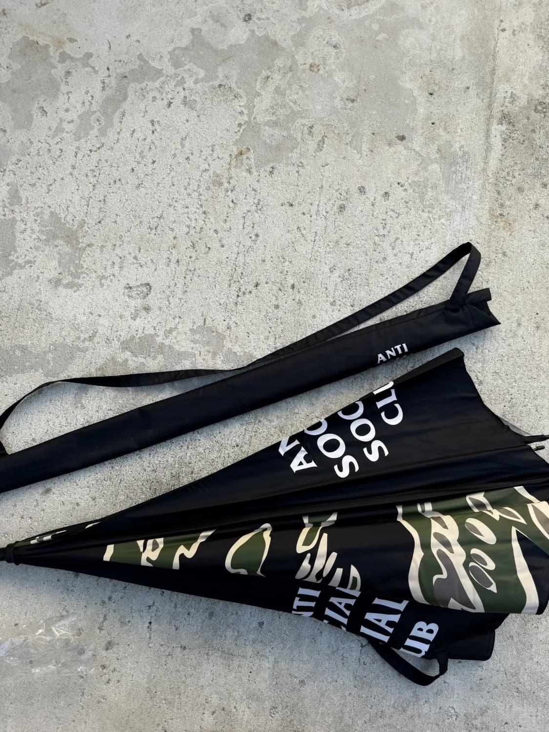 안티소셜클럽 장우산 핑크&블랙 새상품 상품이미지3