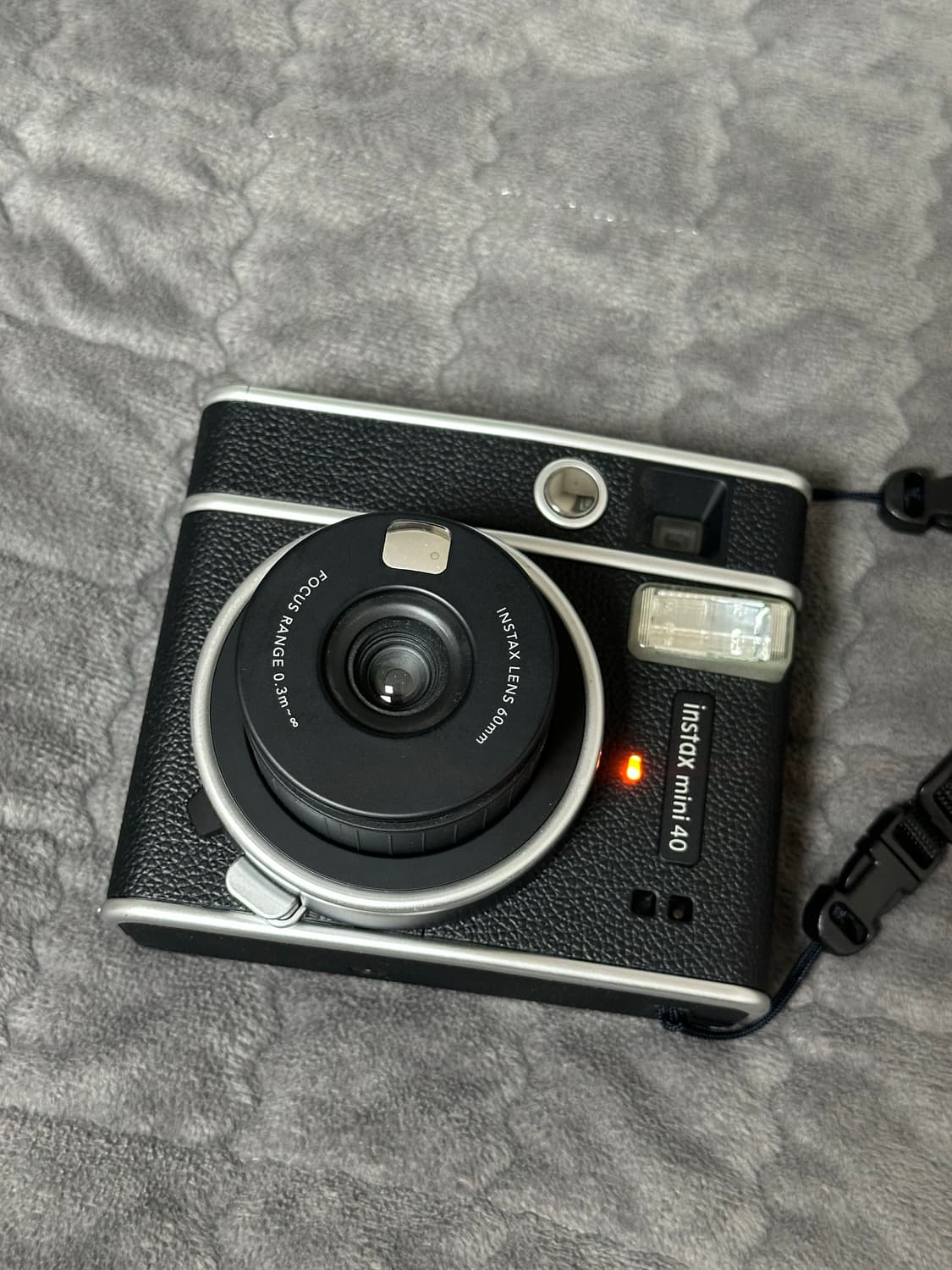 인스탁스 미니 40 폴라로이드 카메라 상품이미지2