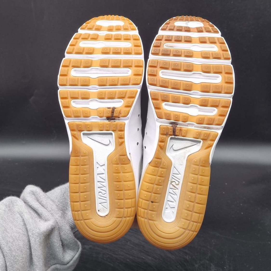 나이키 에어맥스 시퀀트3 여성운동화235. 상품이미지3