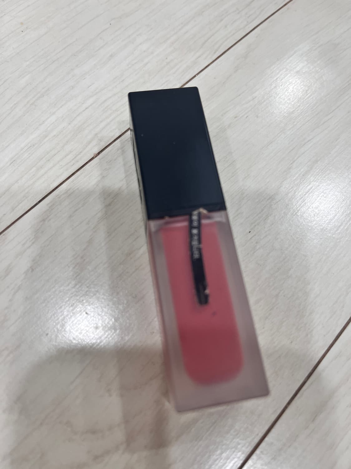 입생로랑 벨벳틴트 204 상품이미지2