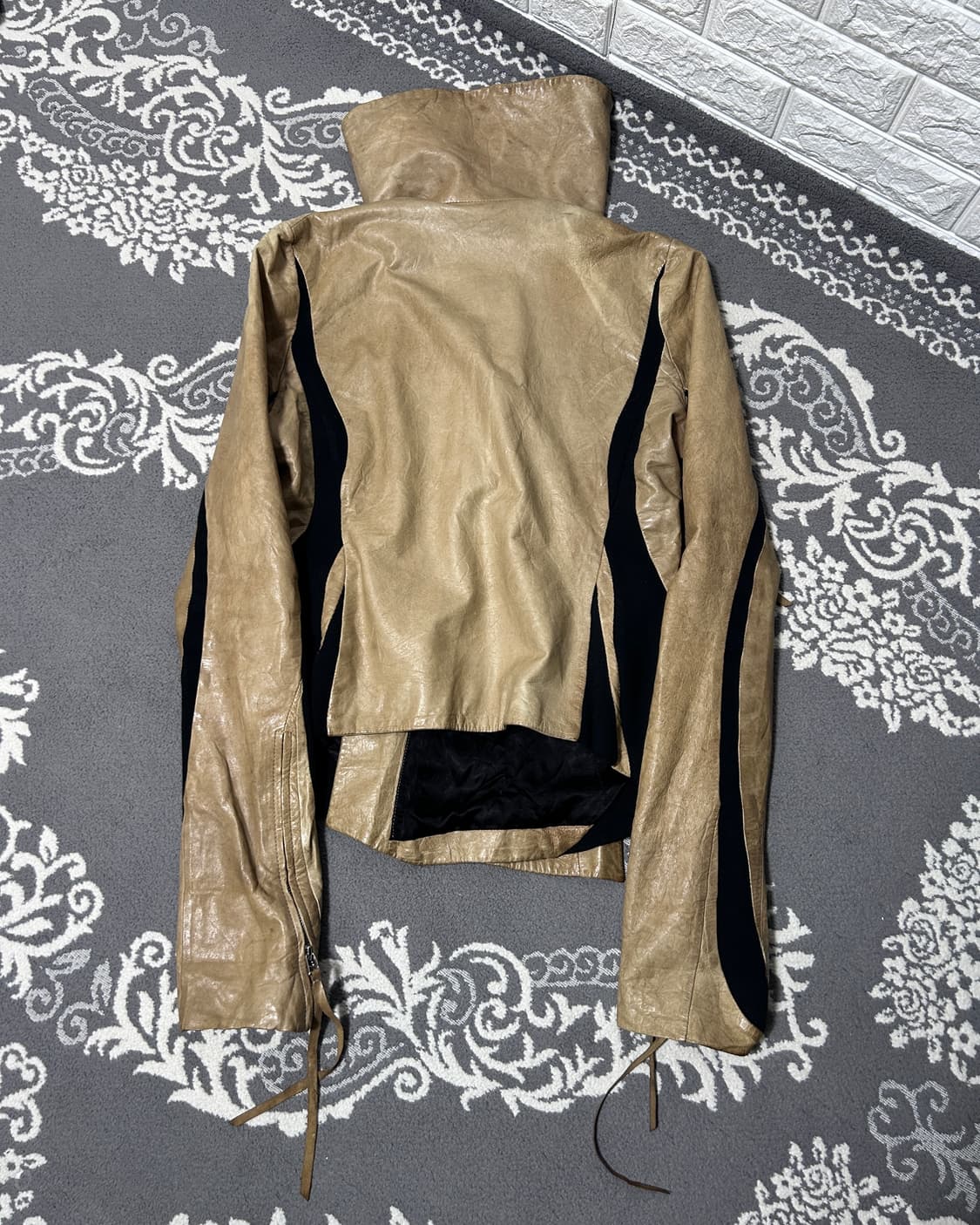 Ekam 하이넥 비대칭 고트스킨 자켓 상품이미지6