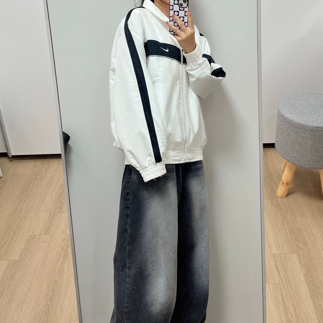 나이키 올드스쿨 화이트 블랙 오레오 바람막이 자켓 상품이미지2