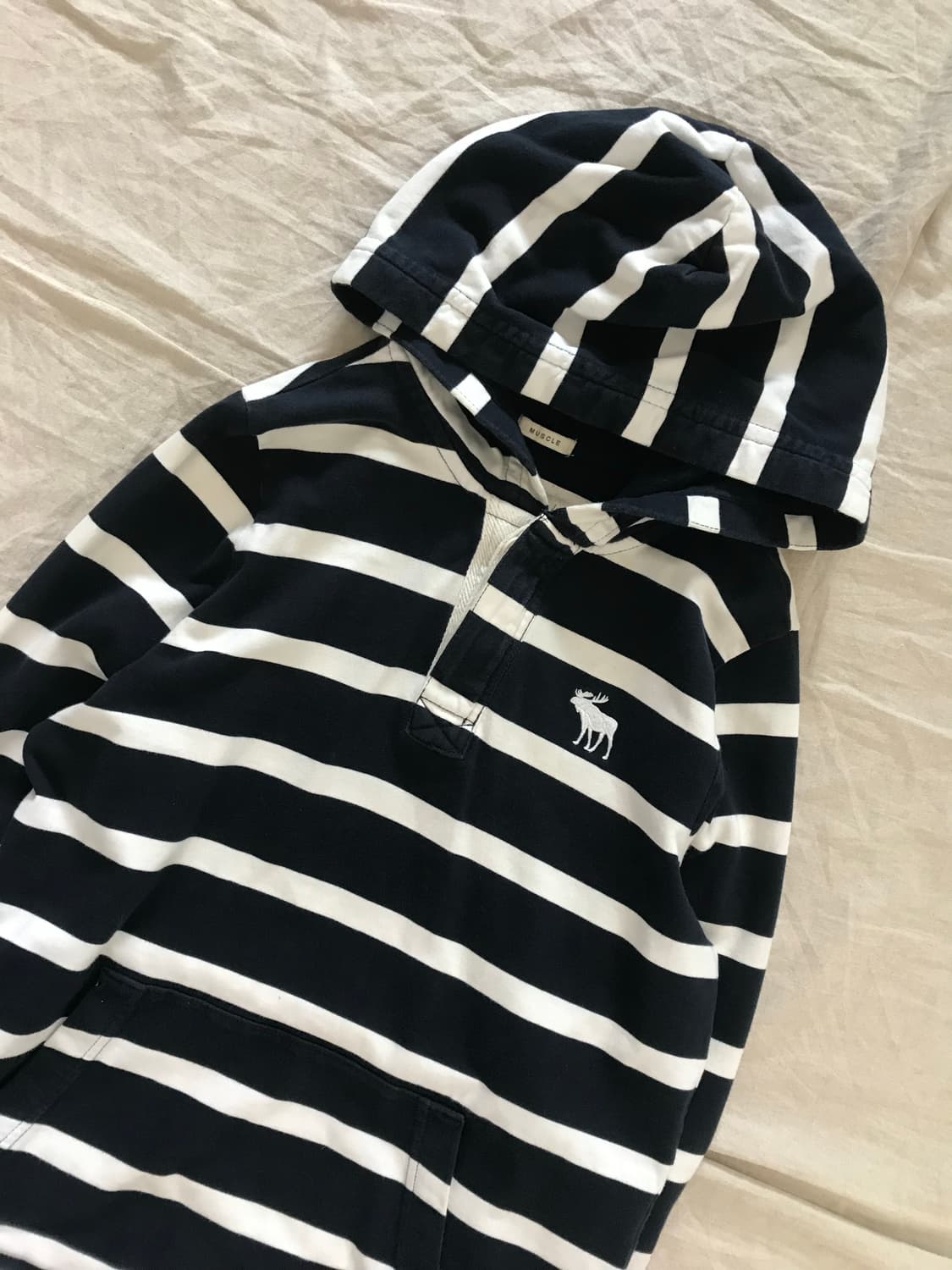 아베크롬비 산양 로고 스트라이프 반집업 버튼 후드 슬리브티 상품이미지6