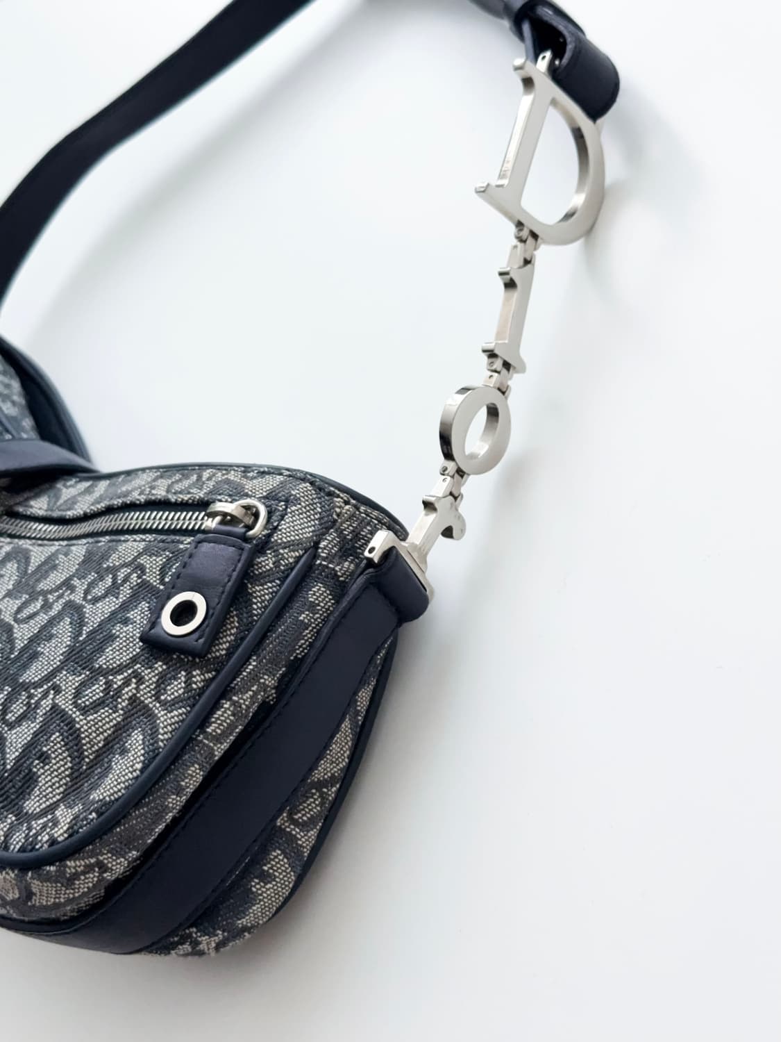 디올 오블리크 D링 로고 숄더백 상품이미지4