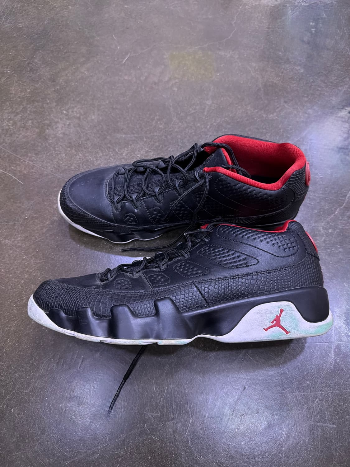 조던 에어조던 9 레트로 로우 블랙/레드 브레드 280 상품이미지5