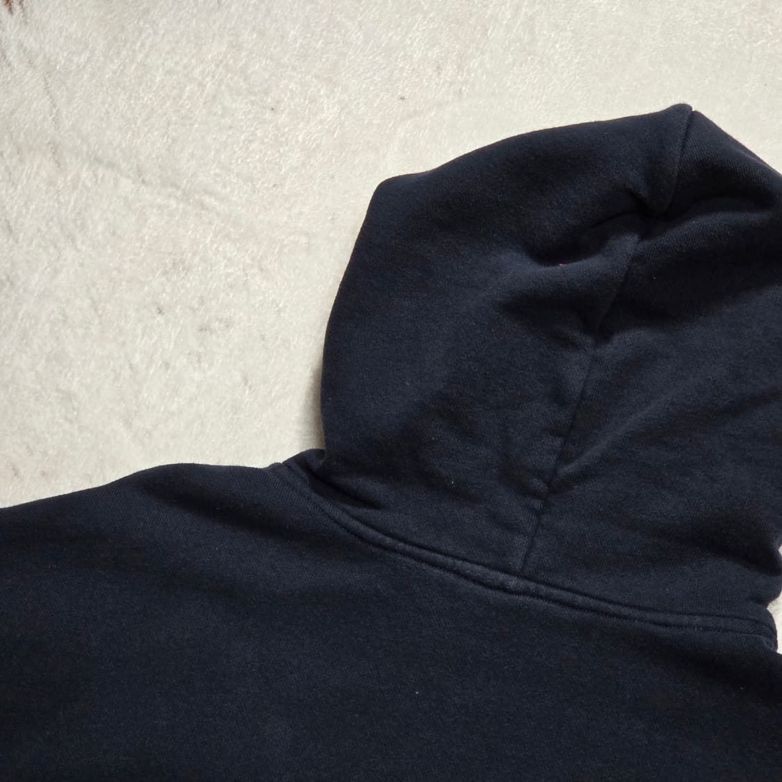 커버낫 네이비 레드 로고 자수 후드티 상품이미지5