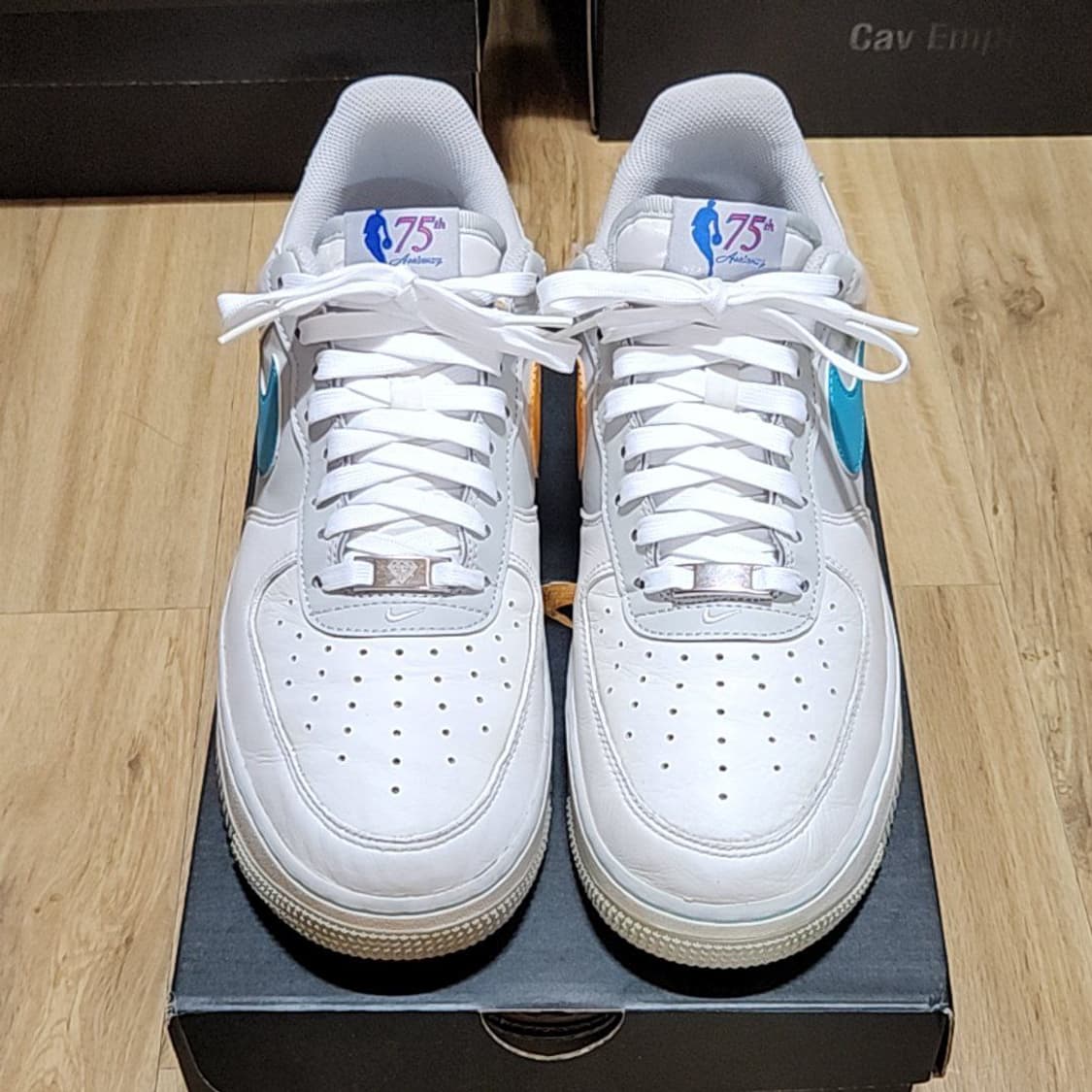 나이키xNBA 에어포스 280 75주년 피에스타 상품이미지2