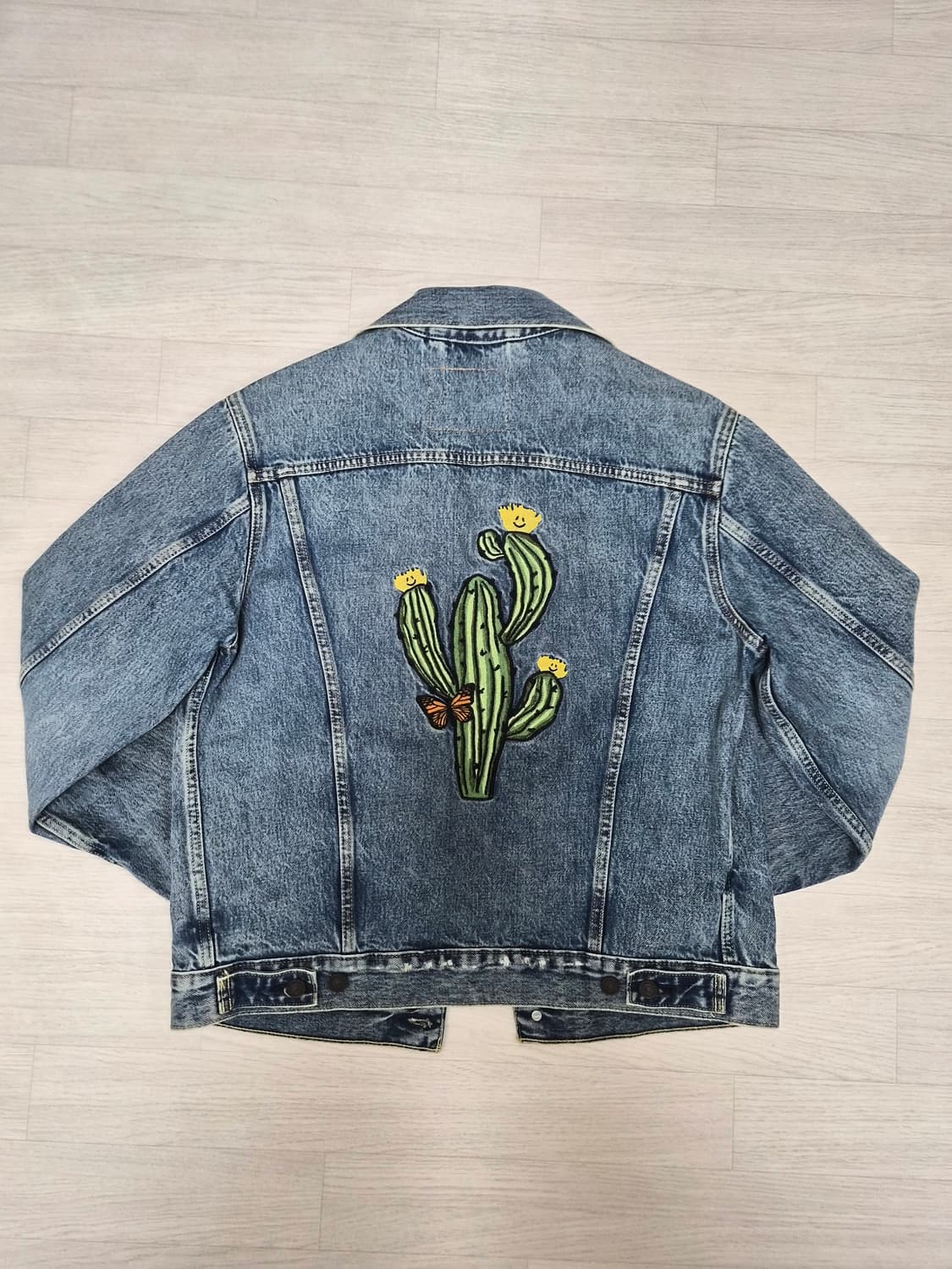 리바이스 커스텀 데님자켓 팝니다 상품이미지3