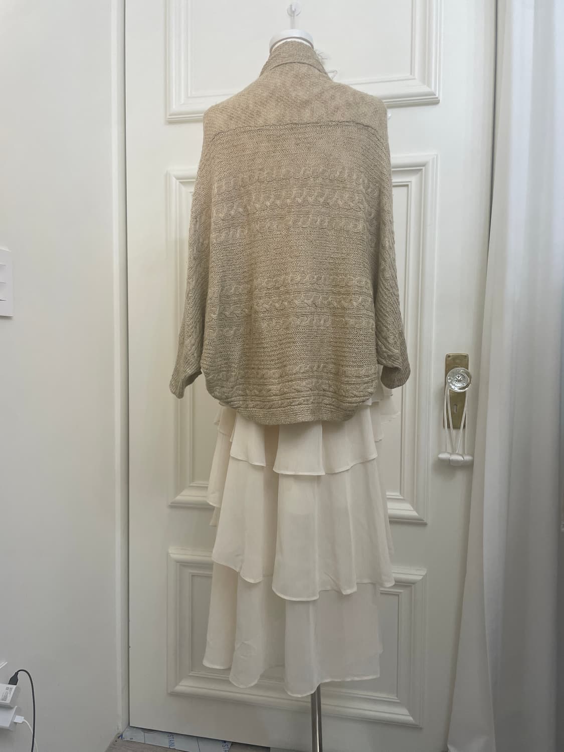 beige twist point cape cardigan&ivory pe 상품이미지4