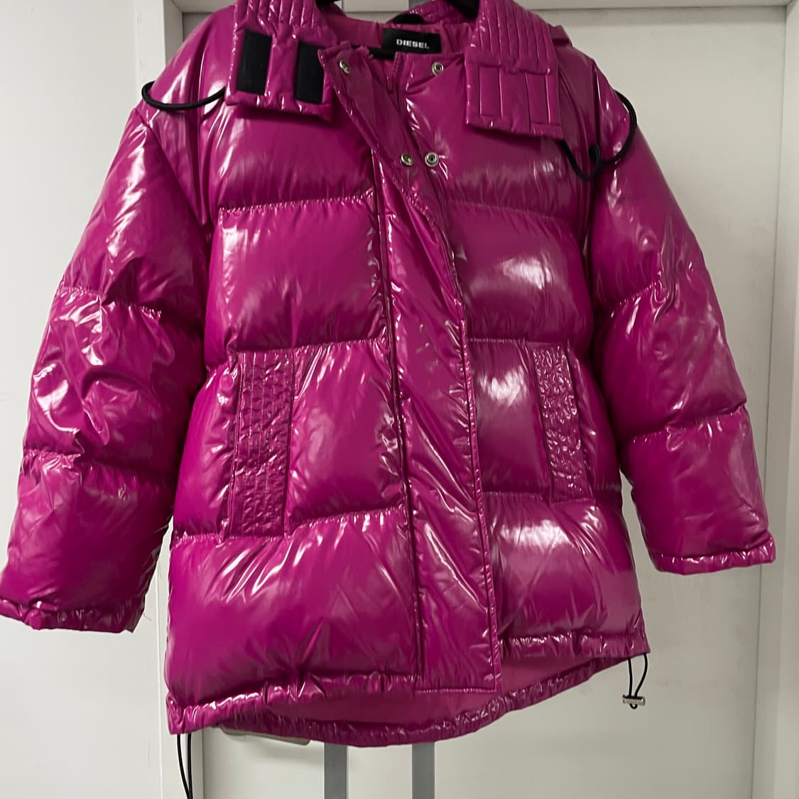 디젤 유광 핑크 패딩 XXS(W) 상품이미지3