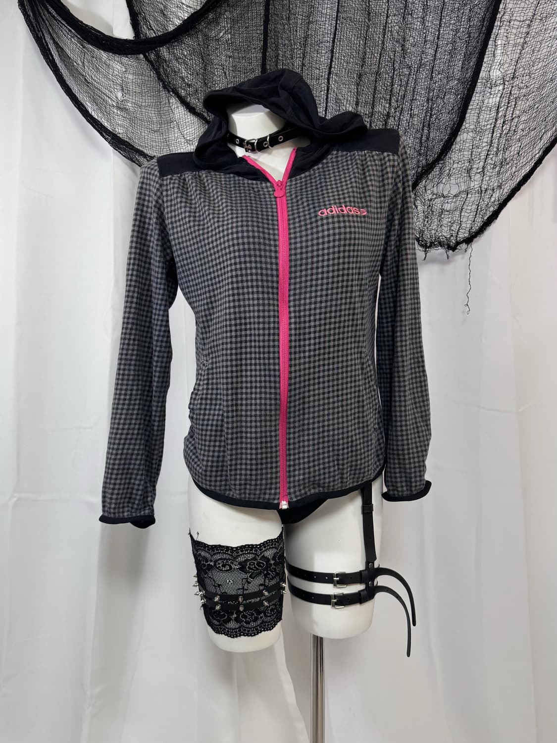 adidas hood zip up 상품이미지1