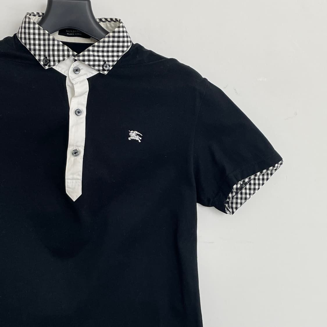 버버리 카라 체크 블랙 PK 반팔 티셔츠 상품이미지3