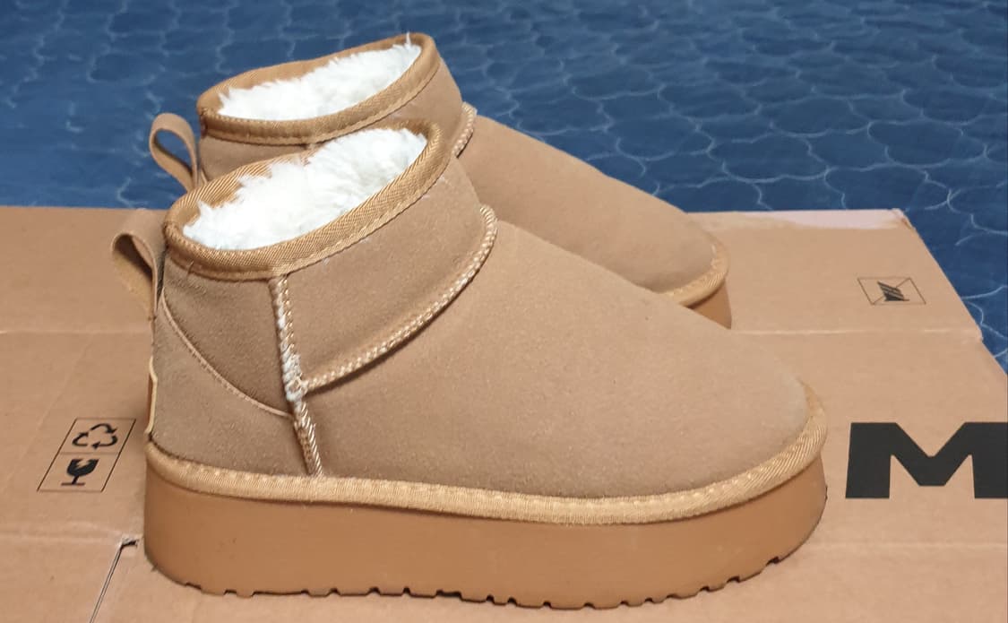 어그 미니 플랫폼 부츠 체스넛 (225) 상품이미지3