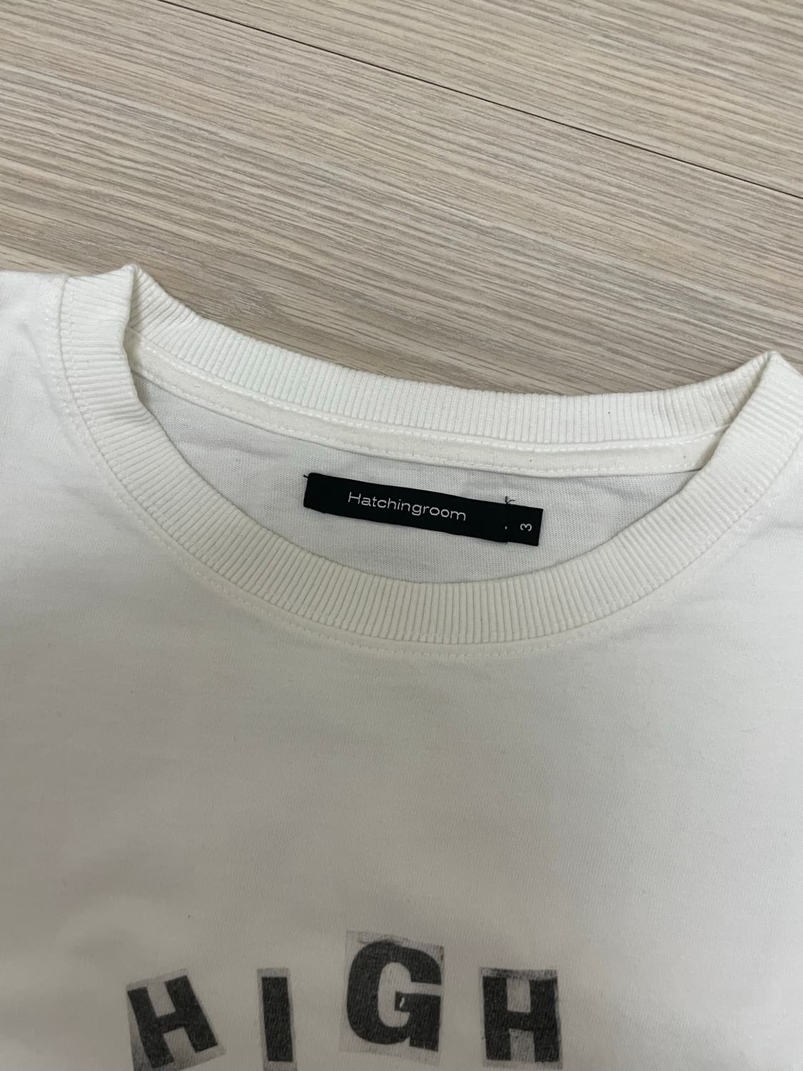 해칭룸 블랙 메일 d.t.g 티 상품이미지2