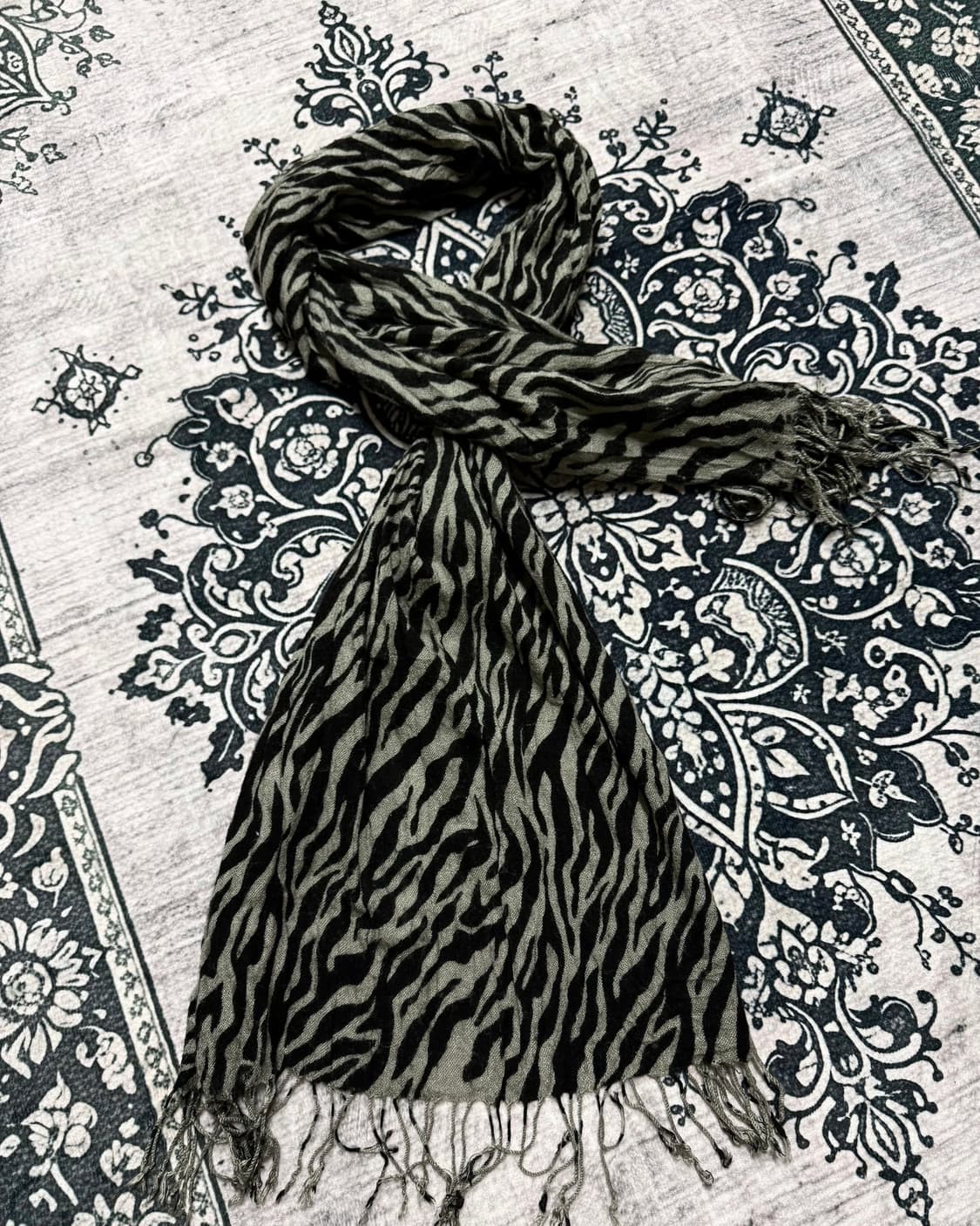 zebra pattern scarf 상품이미지2