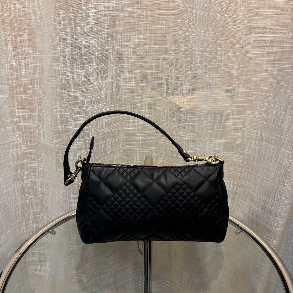 정품 루이까또즈 퀄팅 숄더백    상품이미지5