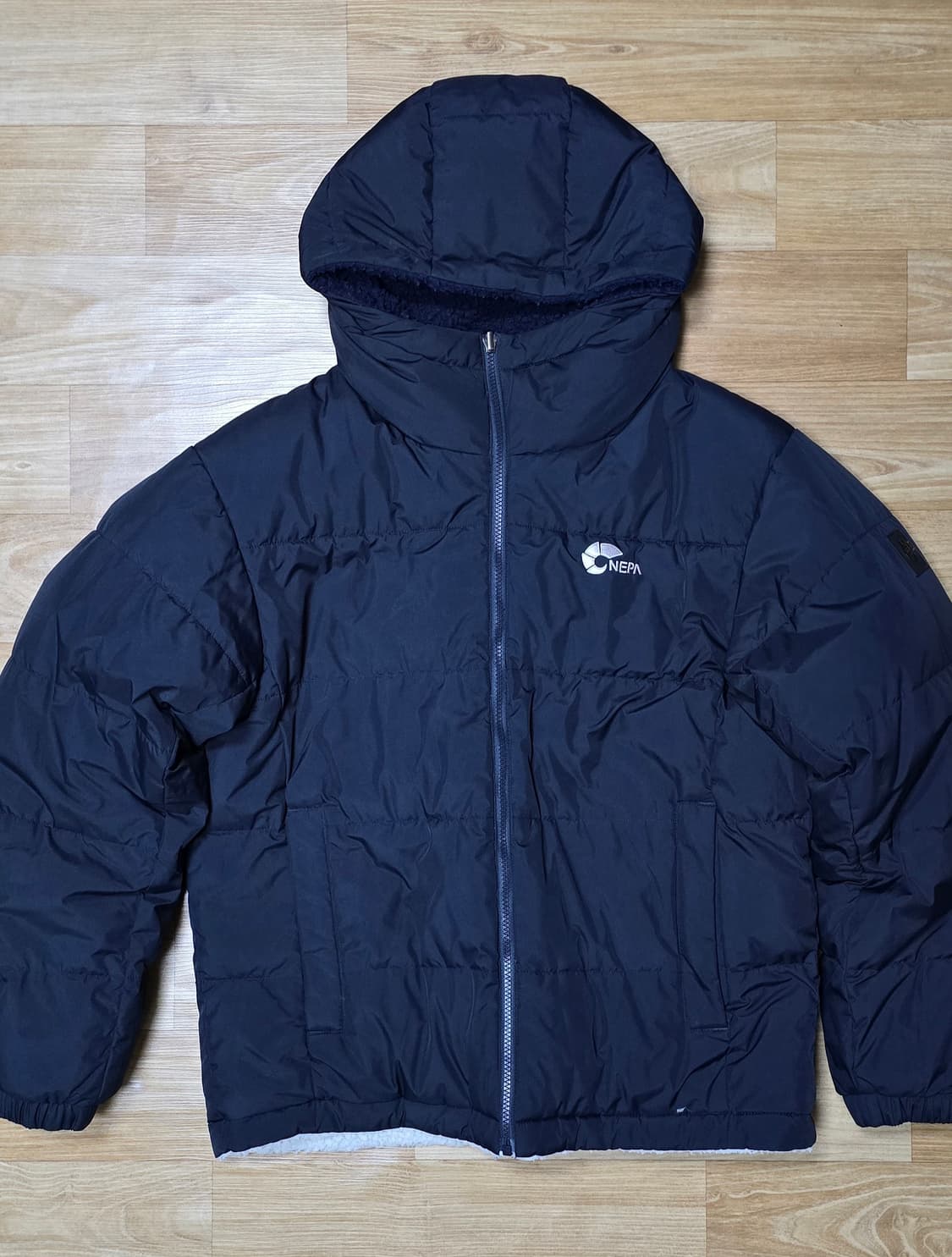 네파 리버시블 양면 패딩 100 상품이미지1