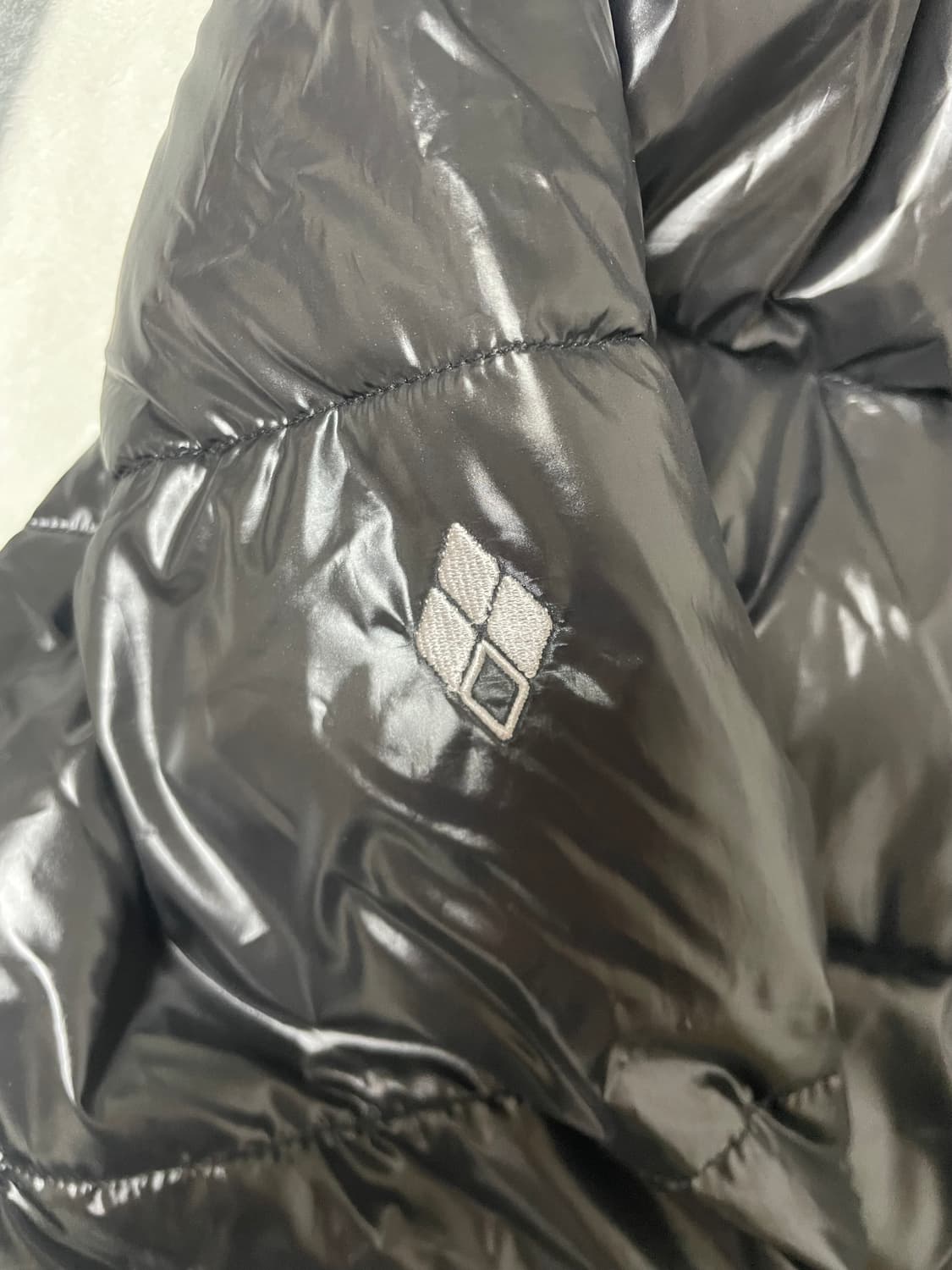 몽벨 플라잉 웜업 패딩 상품이미지3