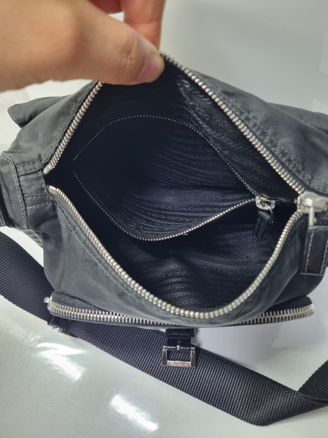 프라다 정품 메신저백 상품이미지10