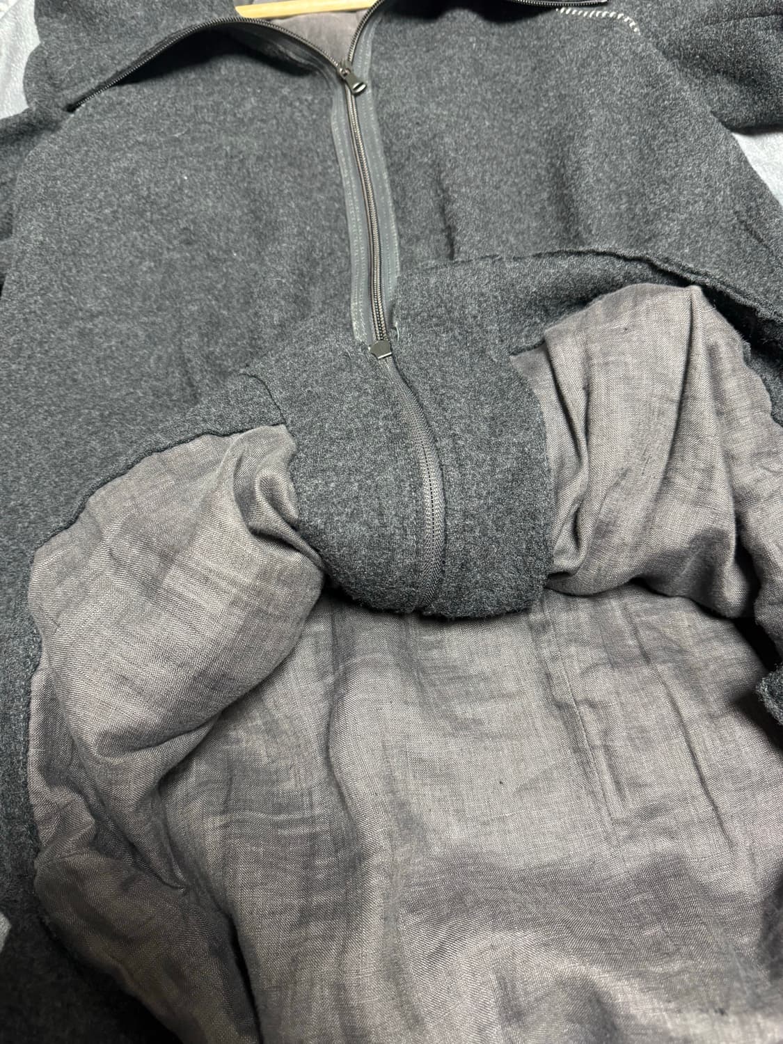 트랜짓 이탈리아 울 후드 코트 상품이미지8