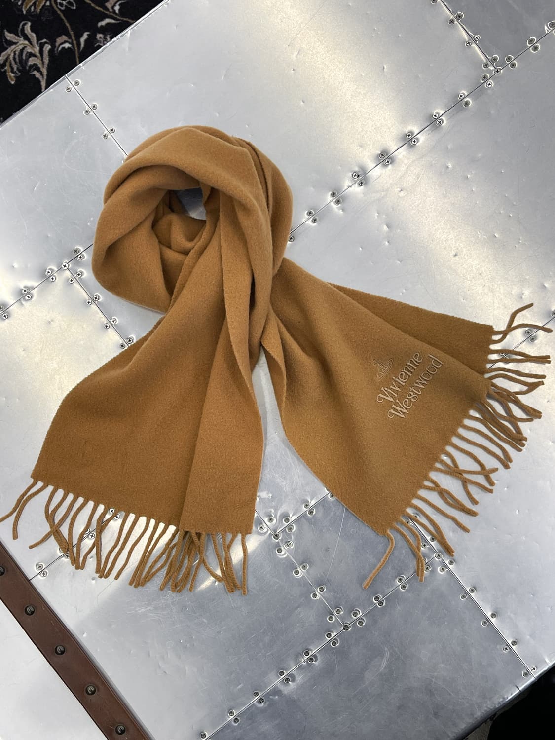 비비안웨스트우드 ORB 로고 울 머플러 상품이미지1