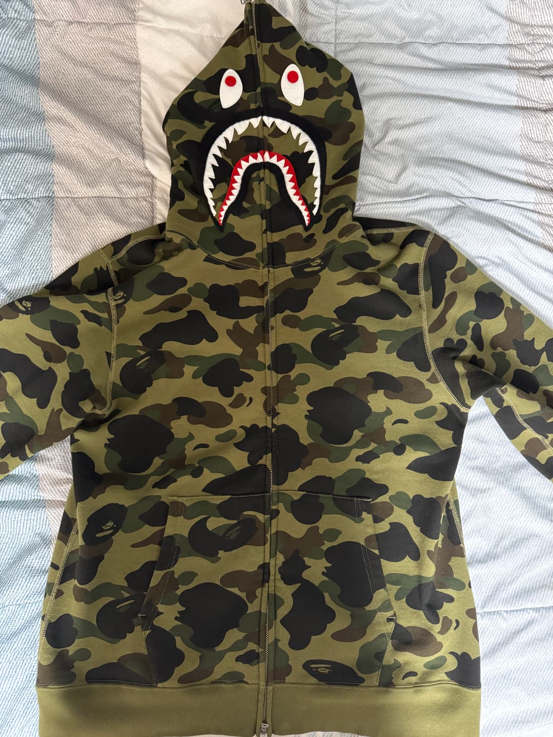 베이프 샤크후드 녹계 XL 상품이미지1