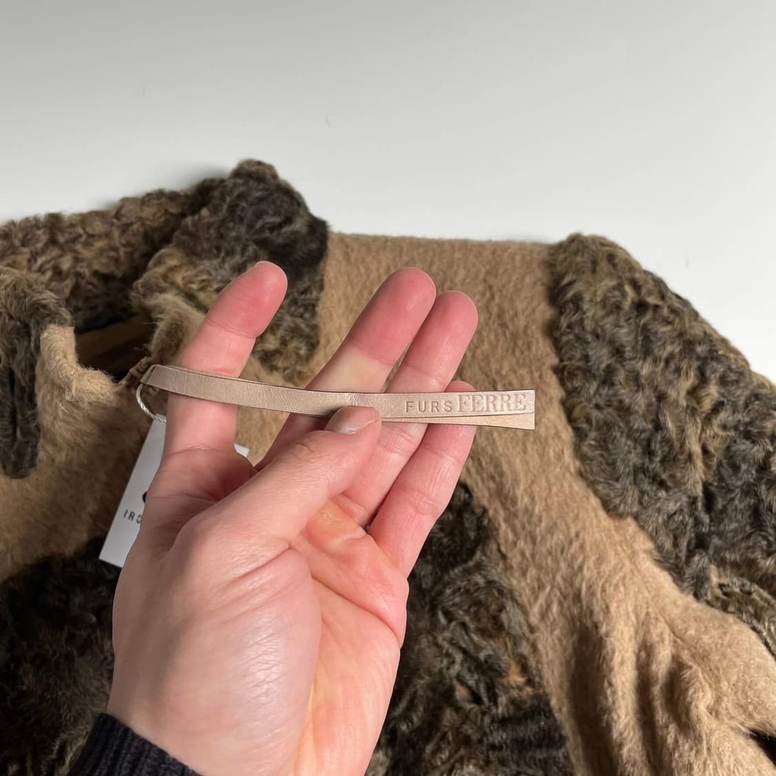 Gianfranco ferre 퓨어 라나 퍼 집업 자켓 (italy)   상품이미지4