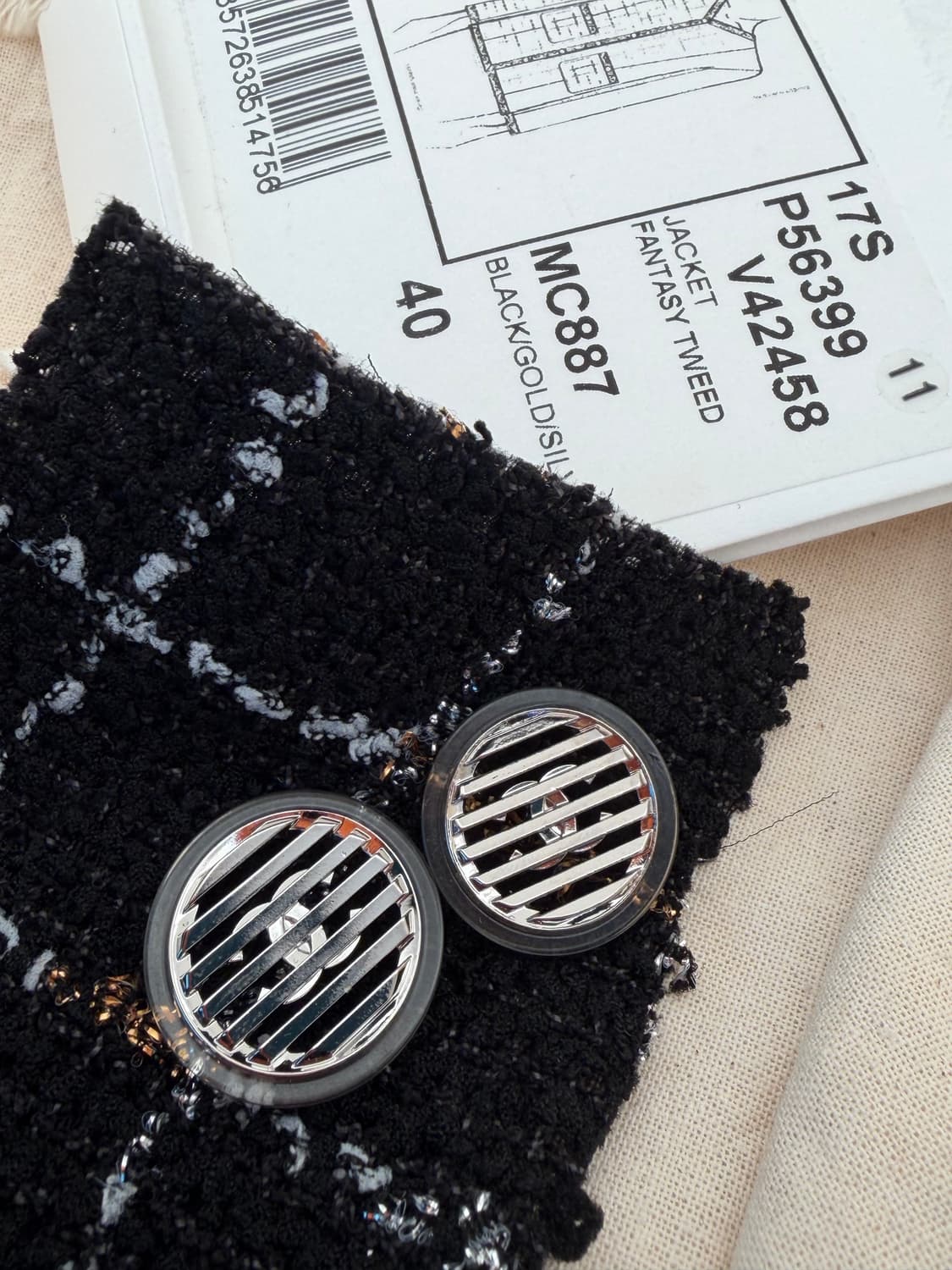 2017s / 샤넬 정품 버튼 리싸이클 이어링 귀걸이 상품이미지6