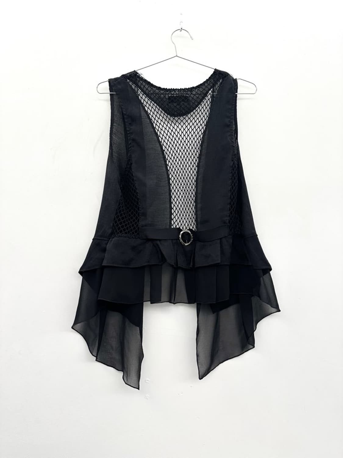 Punching silhouette vest / black 상품이미지7