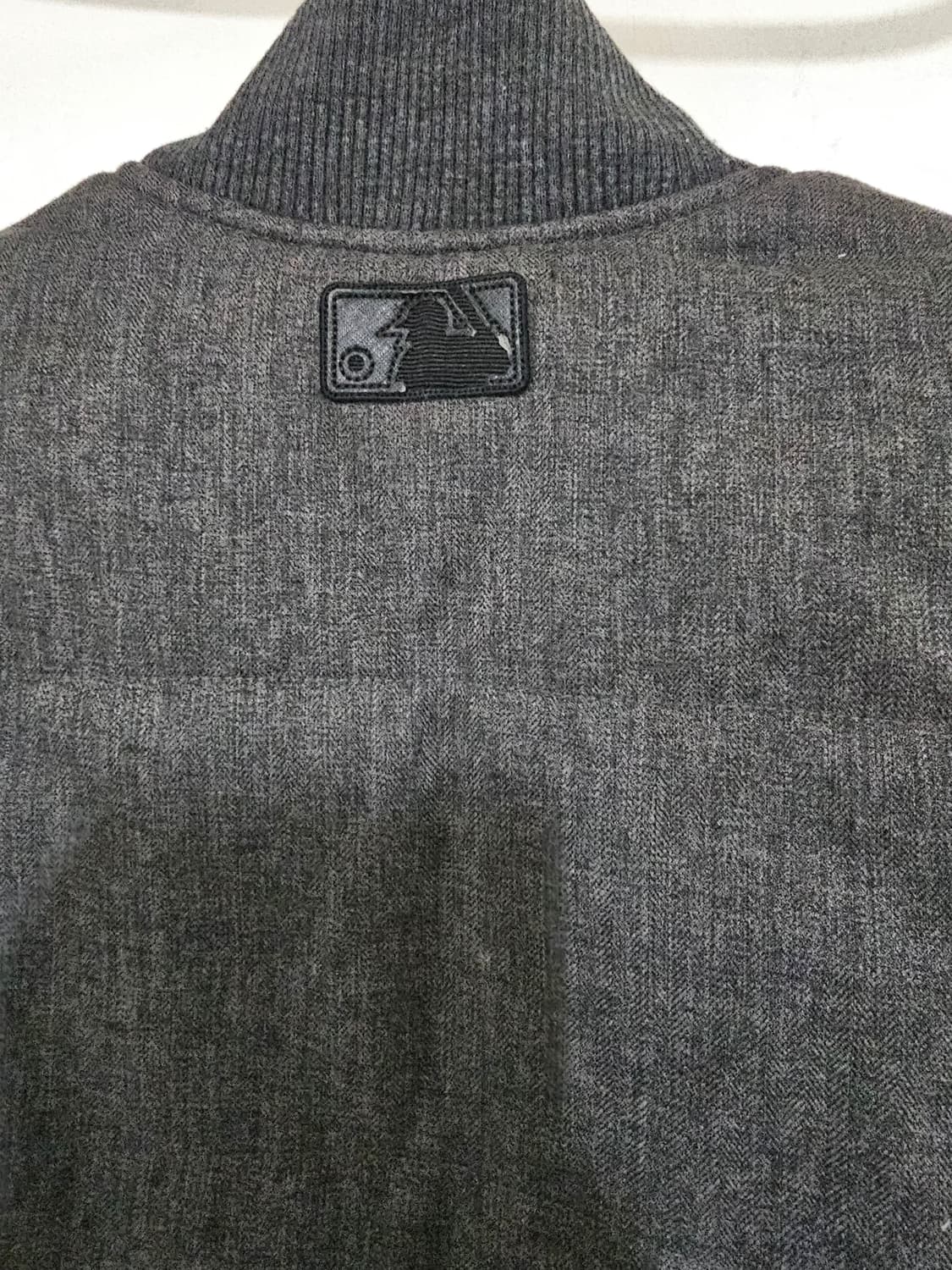 MLB 뉴욕양키즈 그레이 패딩조끼  85 상태좋음 상품이미지7