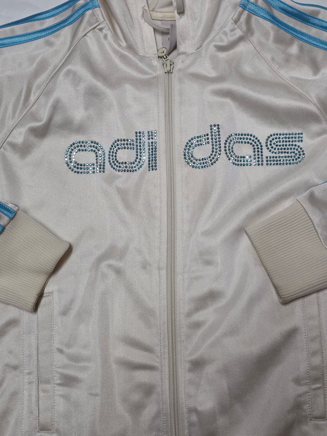 아디다스 대대장 앞로고 반짝이 스카이블루 아이보리후디집업 90 상품이미지2