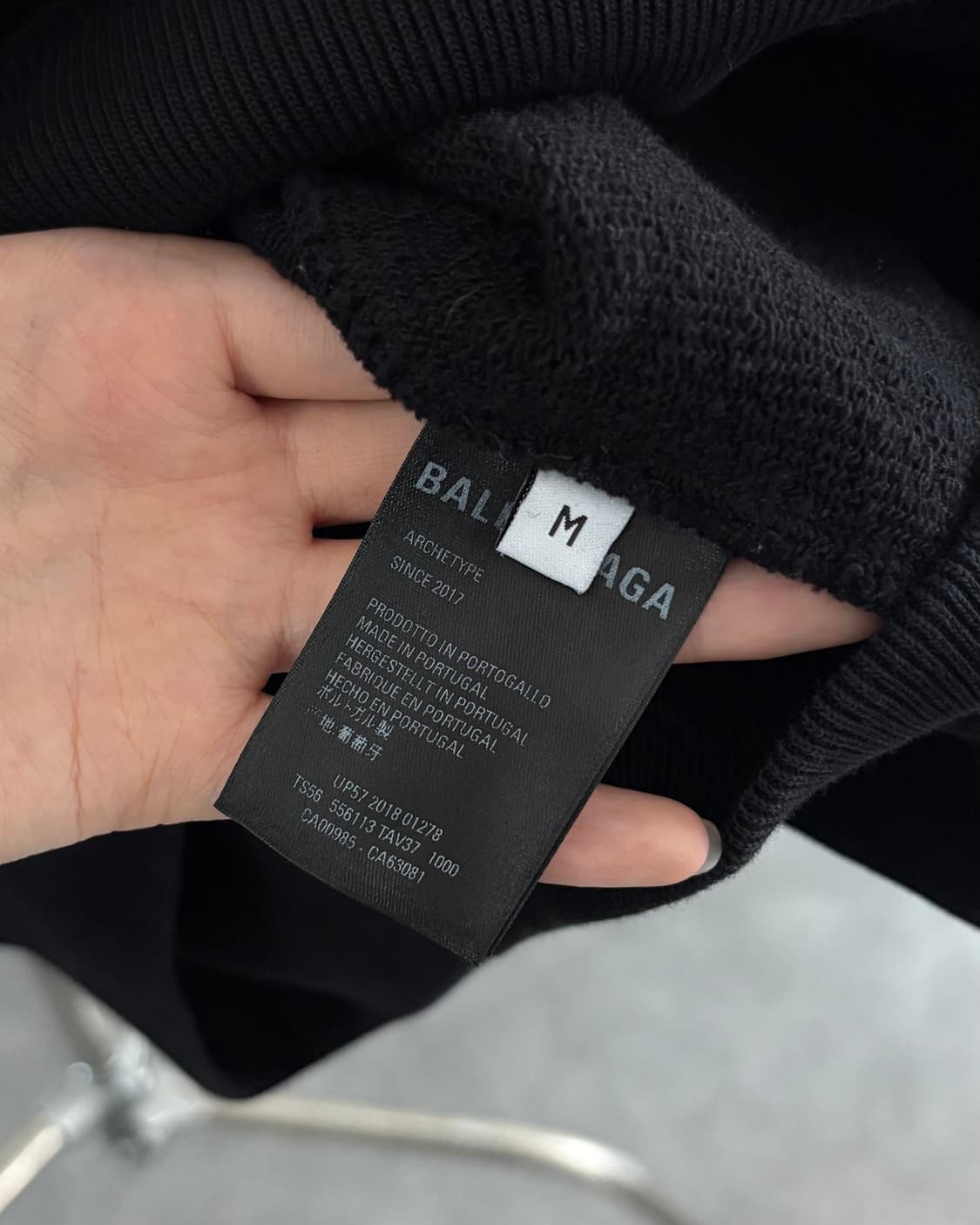 Balenciaga 발렌시아가 블랙 백로고 후드티 상품이미지8