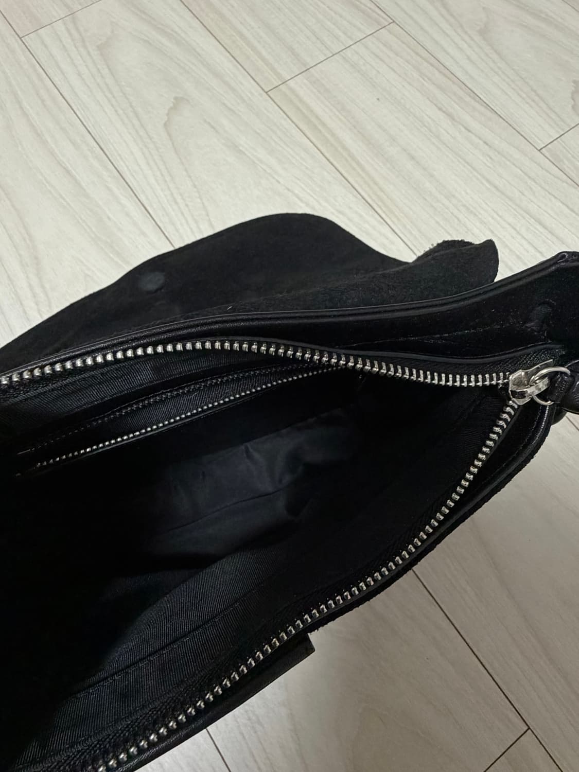 마뗑킴 할리우드 스웨이드 가방 상품이미지5