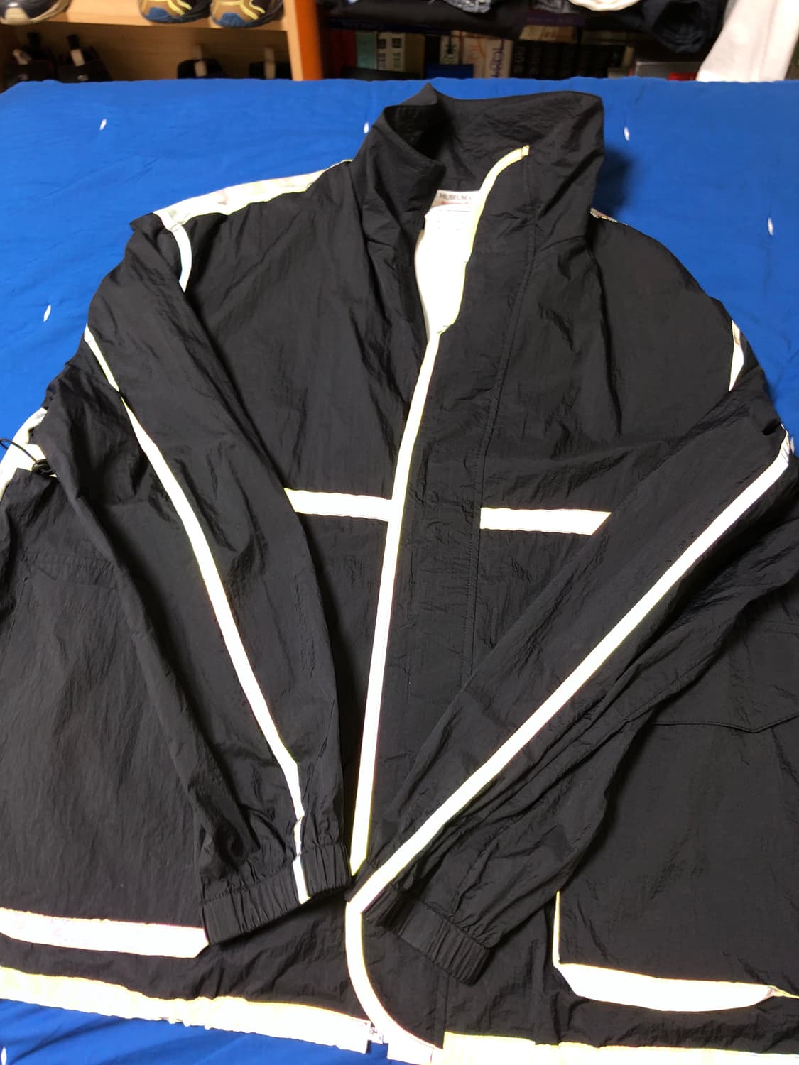 The Museum Visitor 상품이미지3