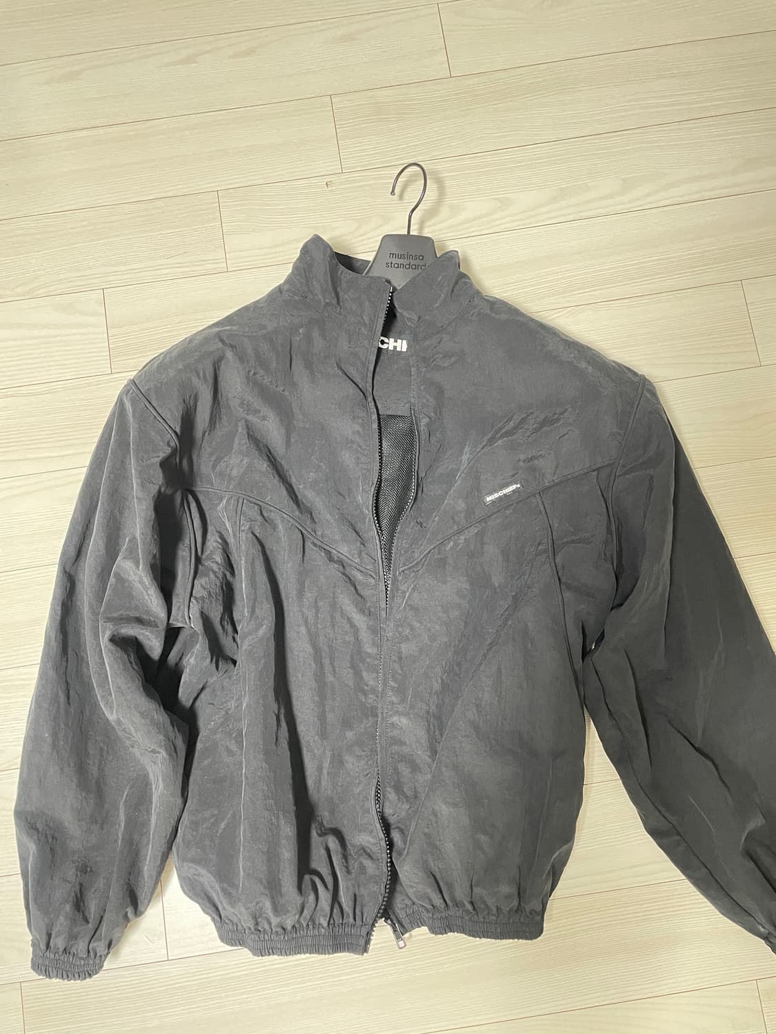 미스치프 바람막이 s사이즈 블랙 상품이미지1