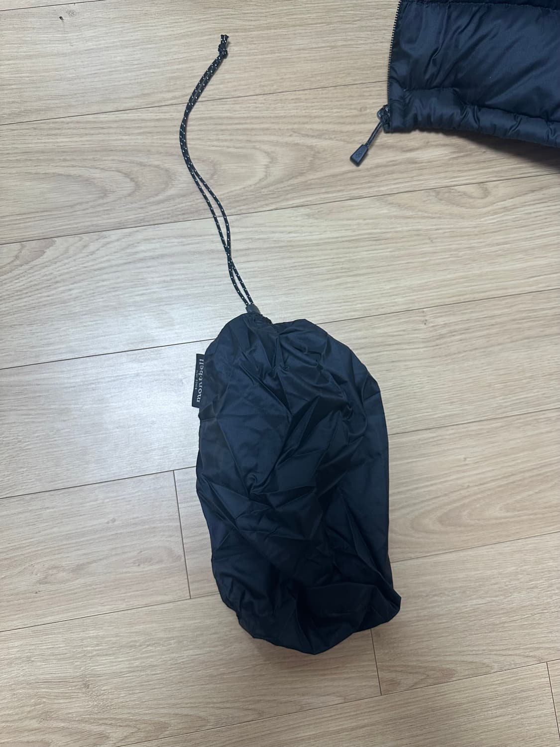 몽벨 파카 s 상품이미지3