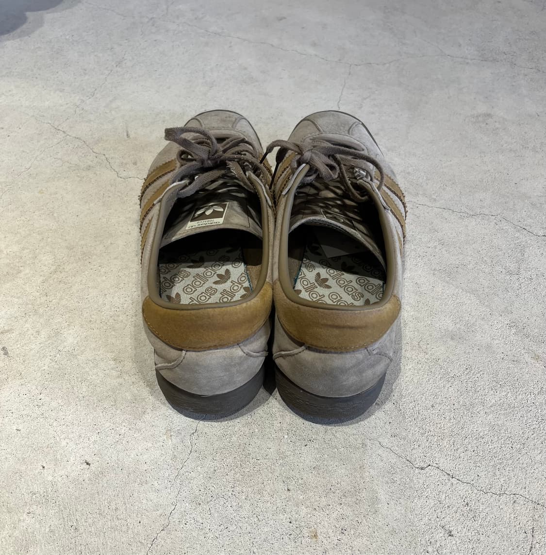 아디다스 토바코 팬톤 메사 스니커즈 상품이미지2