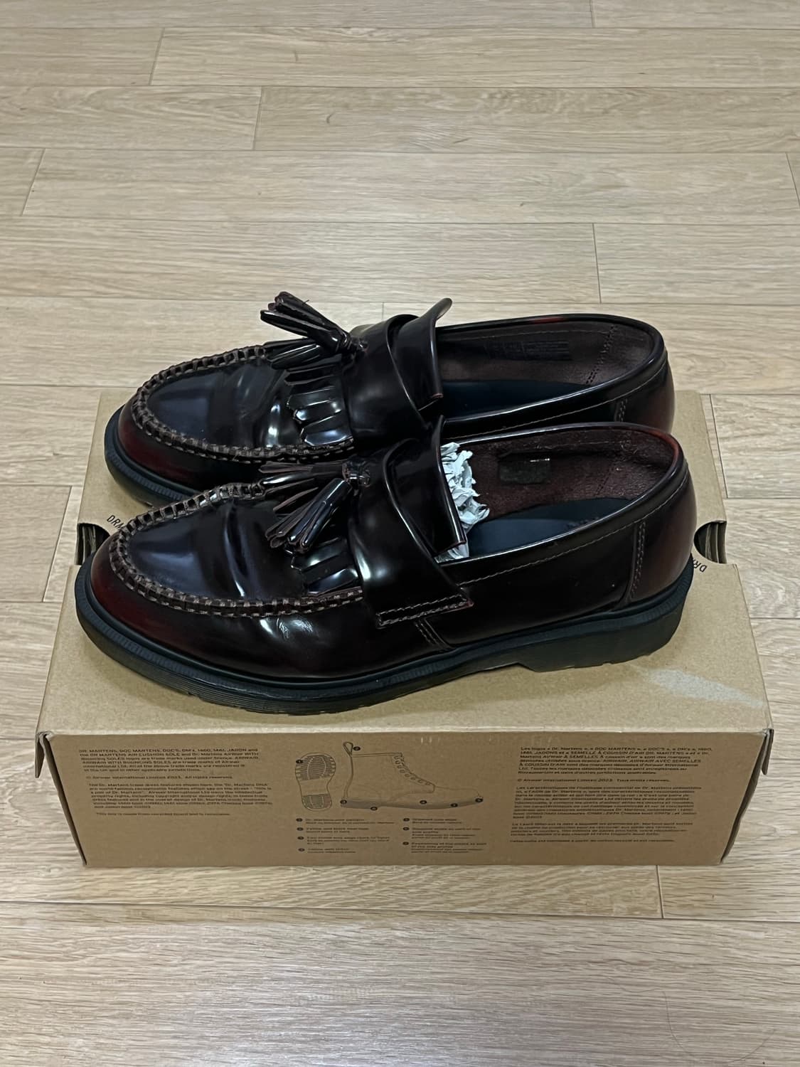 닥터마틴 아드리안 체리레드 280 상품이미지1